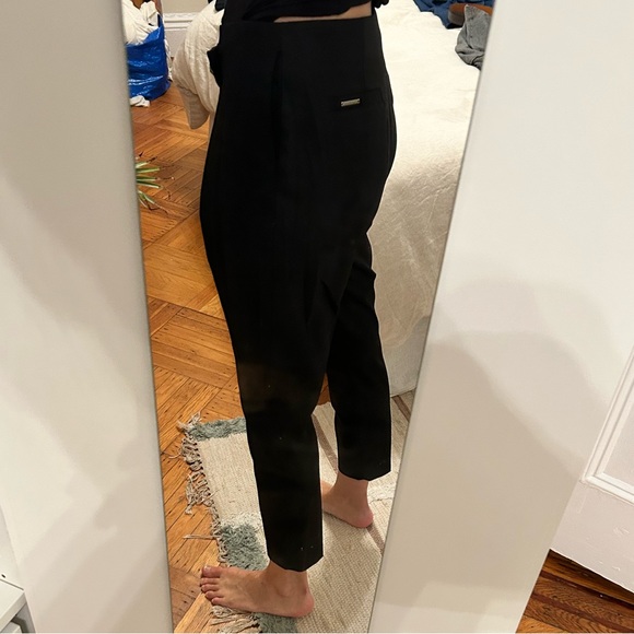 Roberta Biagi black pants, loose at the top and tight at the bottom. - Picture 3 of 5